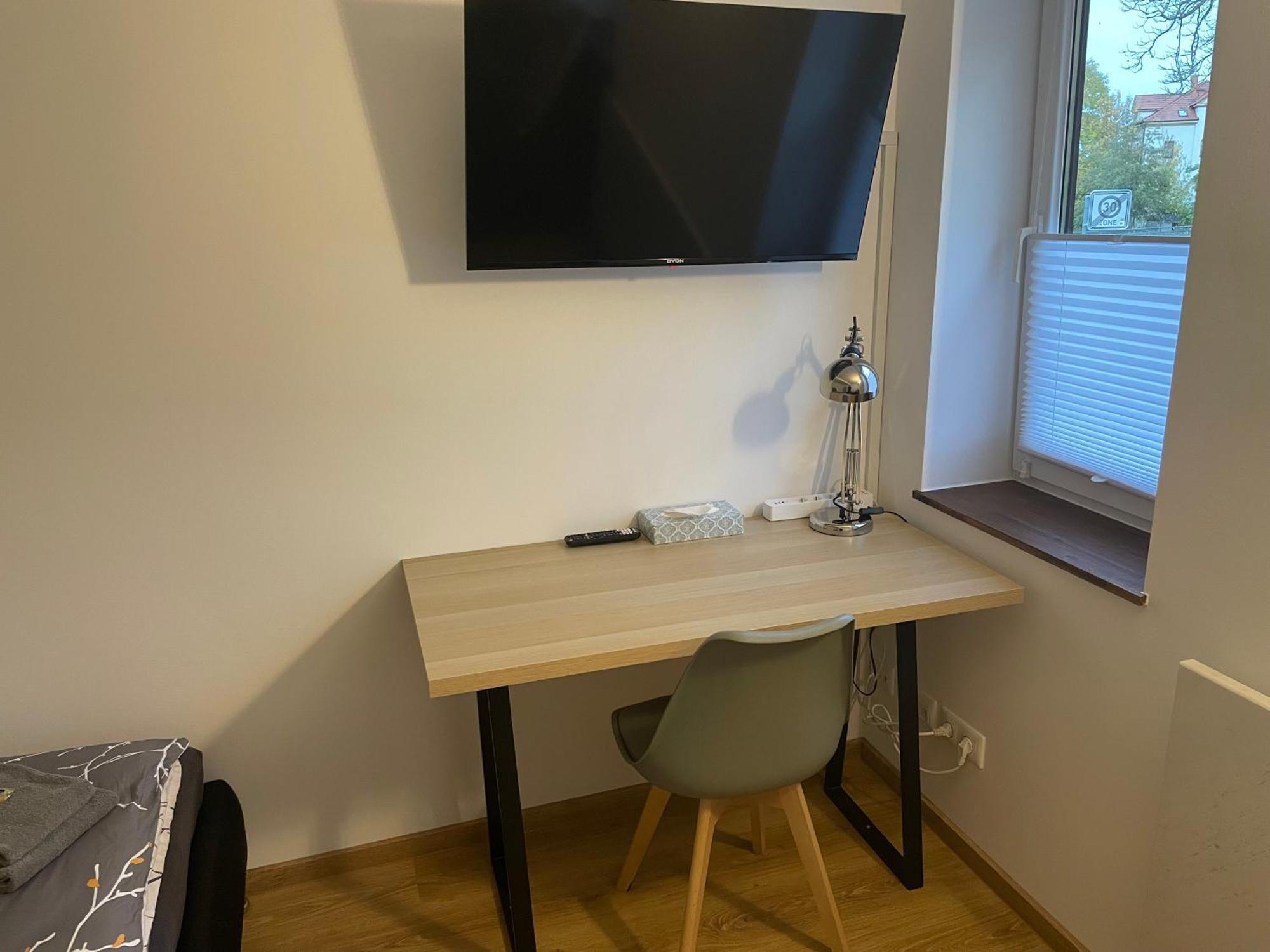 Exklusive Zimmer Mit Geteiltem Bad Und Kueche Kg Stadtilm Eksteriør bilde